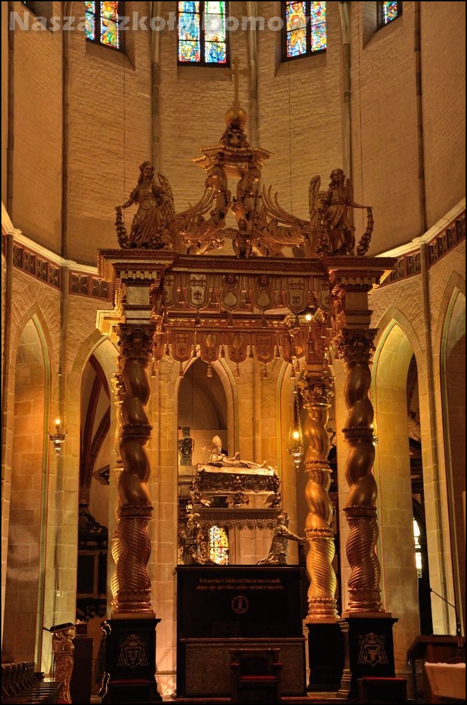 Katedra w Gnieźnie - relikwiarz św Wojciecha