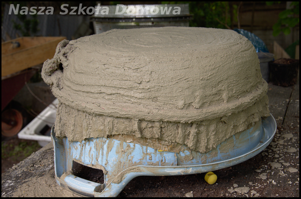 Wykonanie betonowej donicy